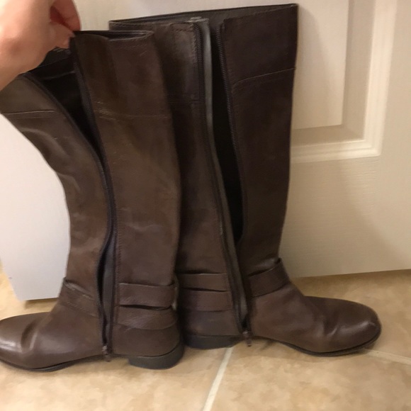 Boots - Picture 2 of 3